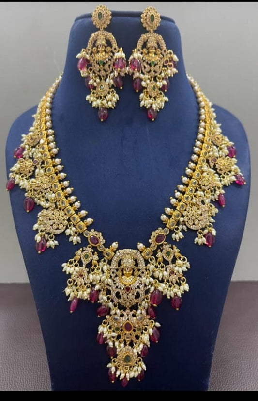 Nakshi Haram with Crystal Beads and Guttapusalu