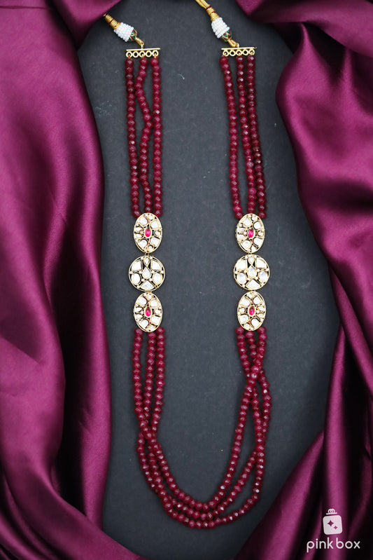 Beautiful Neck piece with kundan broaches with semi precious Beads